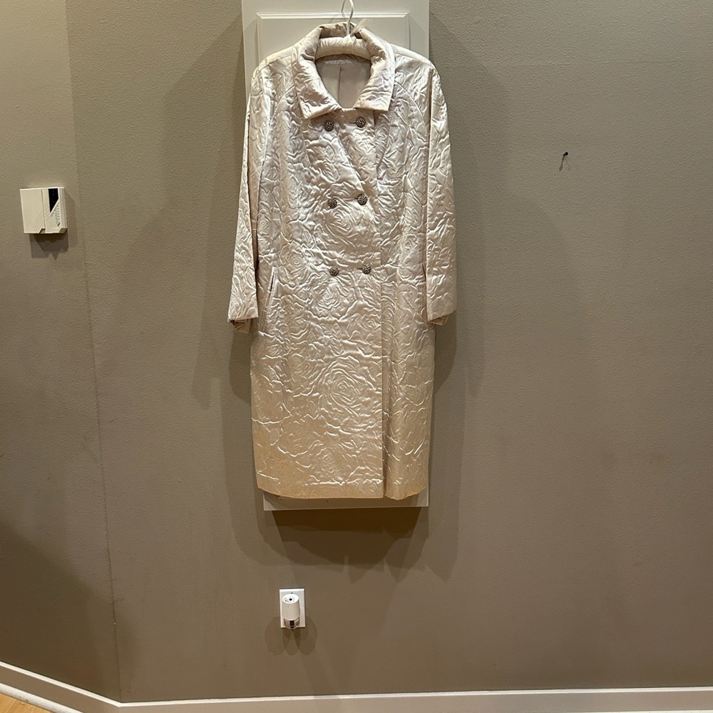 Vintage Evening Coat.  Rose design. S/M